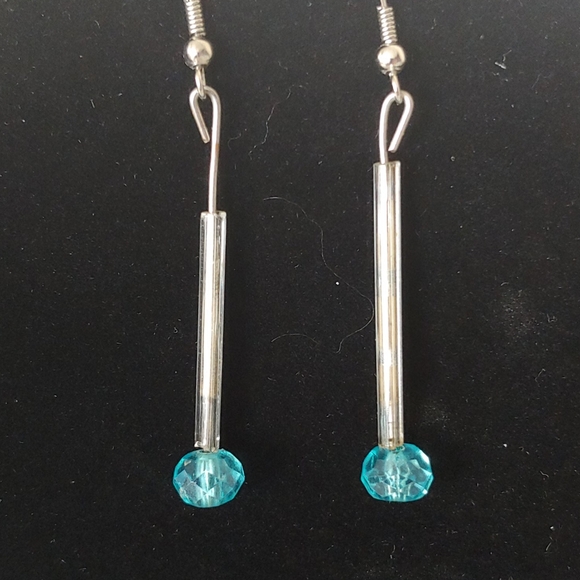 ☀SALE 4 for$20☀              Earring and Necklace Set - Picture 3 of 3